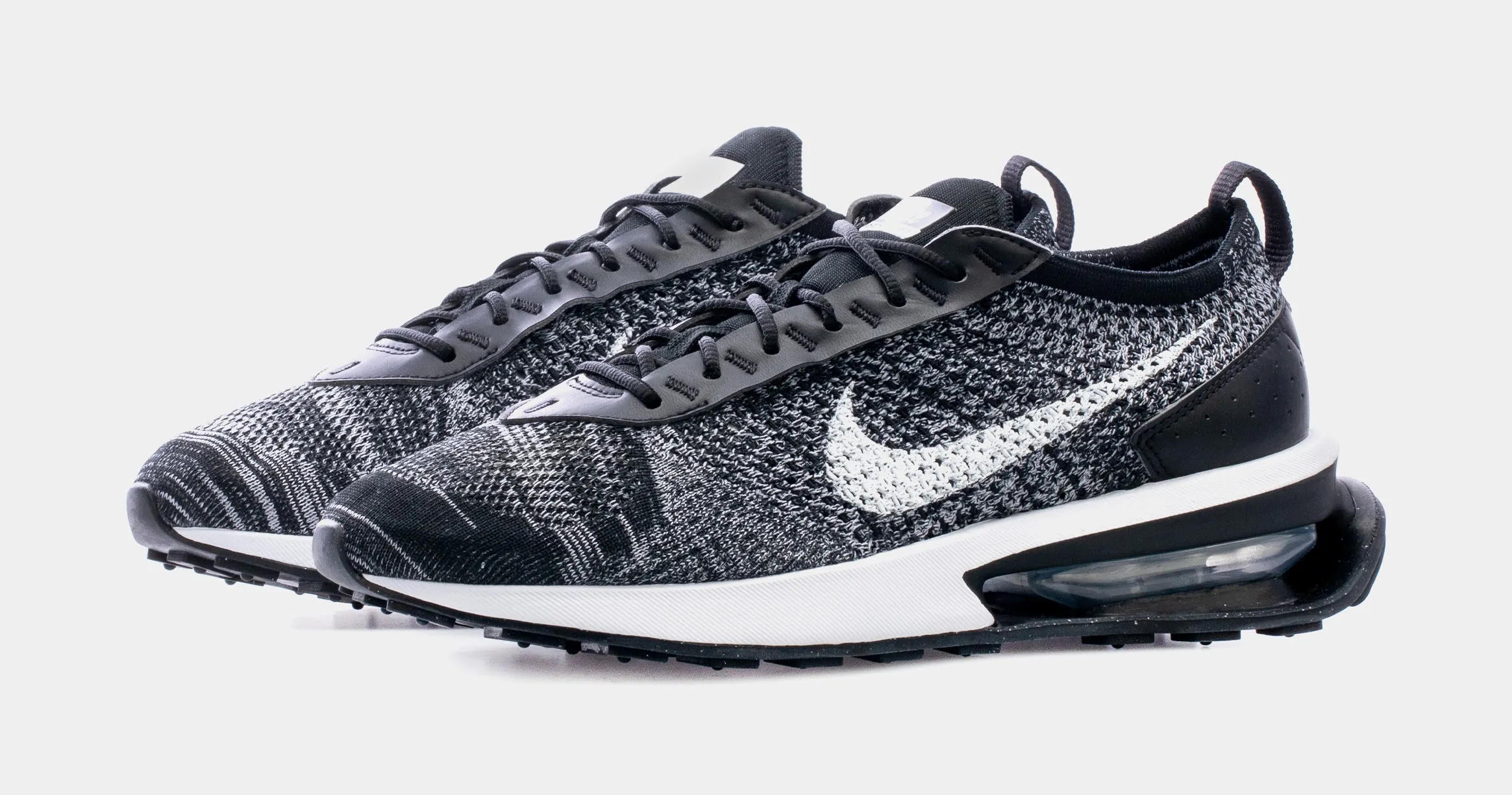 Air Max Flyknit Racer Oreo Mens Running Shoes (Black)