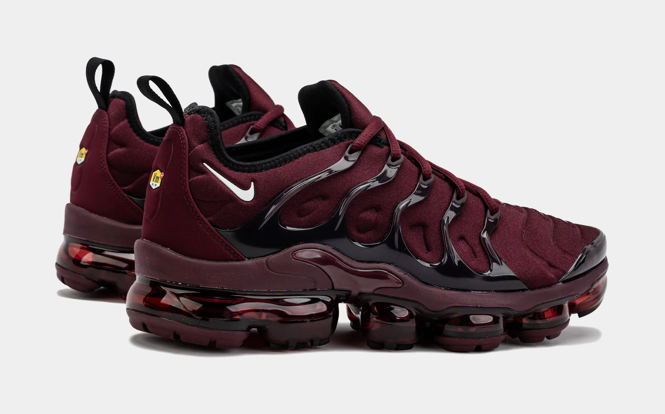 Air VaporMax Plus Night Maroon Mens Running Shoes (Night Maroon)