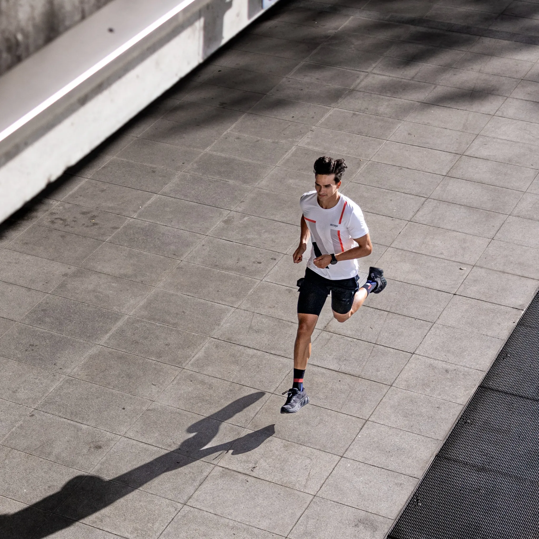 The Run Short Sleeve Shirt, Men