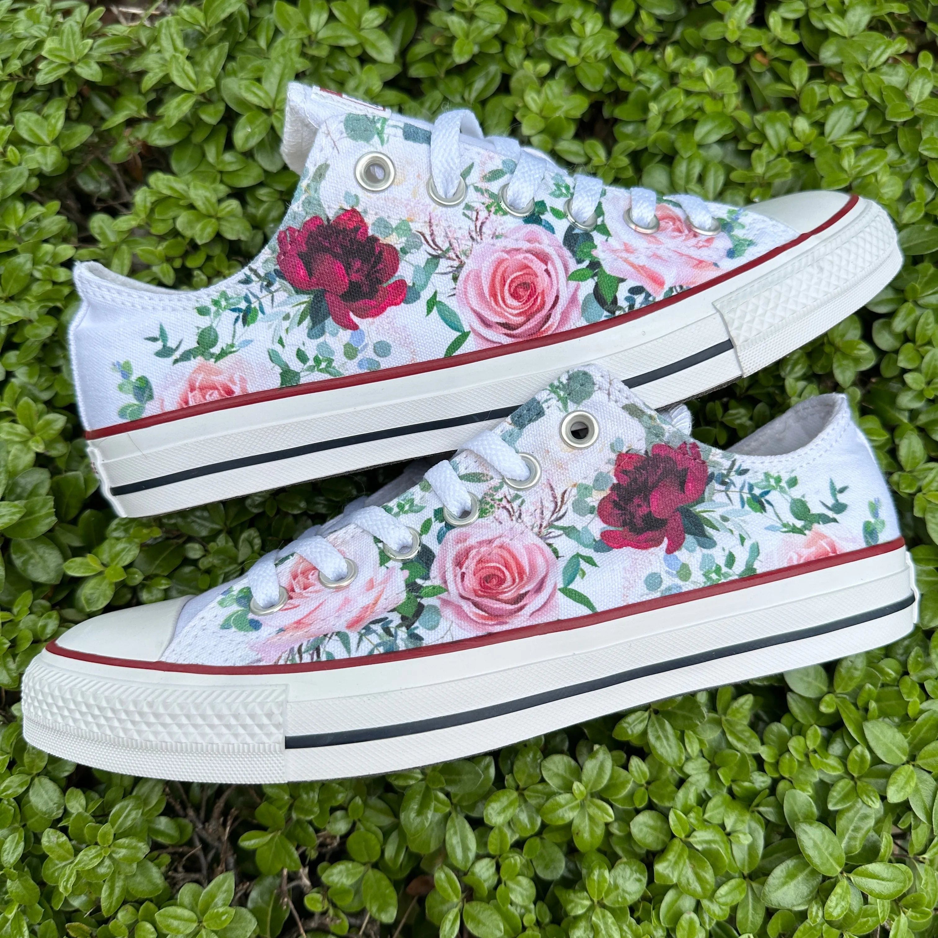 Whimsical Roses White Converse Low Top Chuck Taylor Shoes