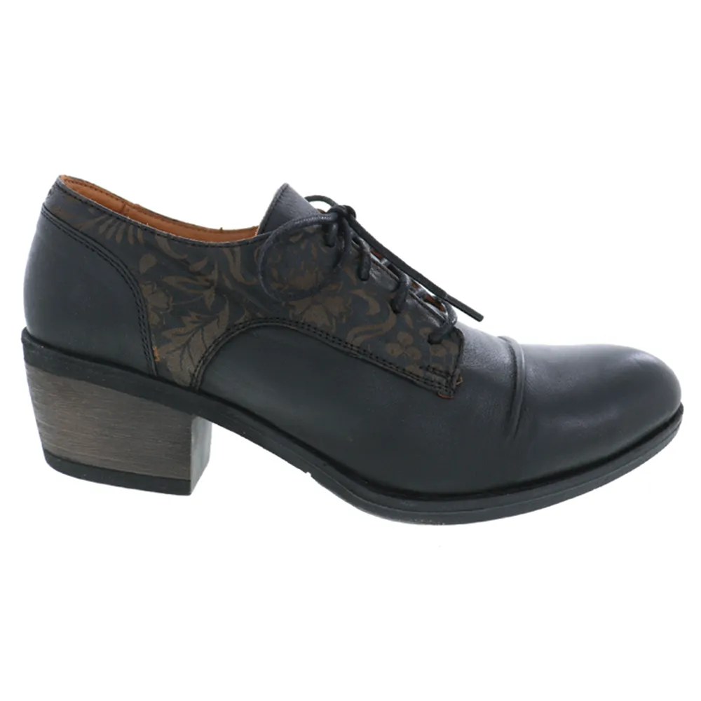 Women's Biza Valor Shoes Color: Black