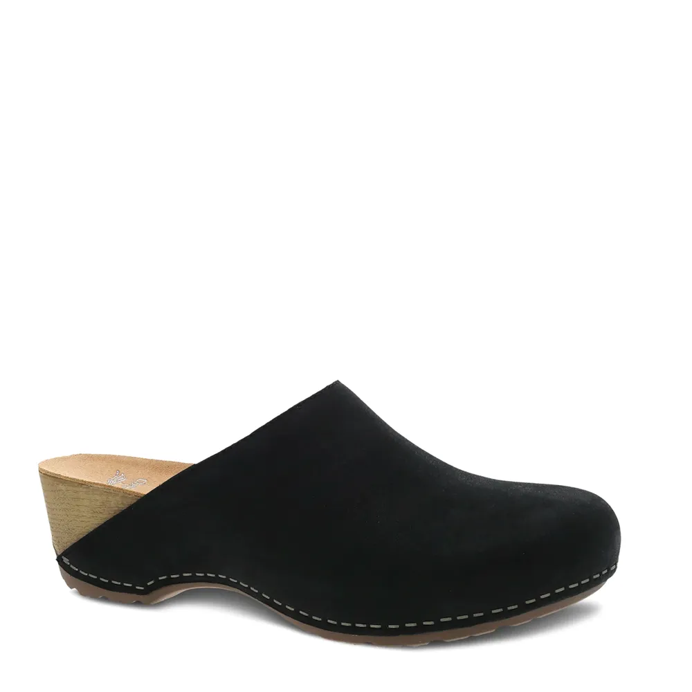 Women's Dansko Talulah Color: Black Milled Nubuck